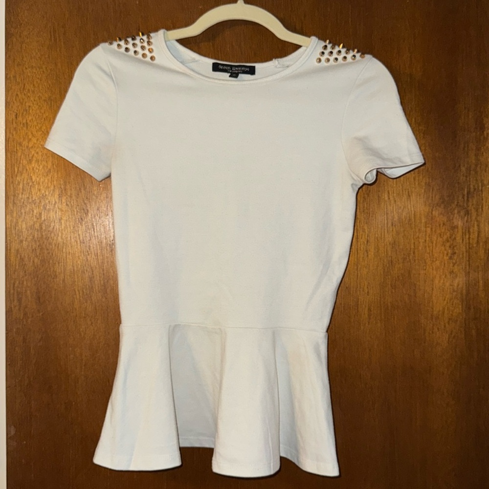Green Envelope cream cap sleeve ruffle top